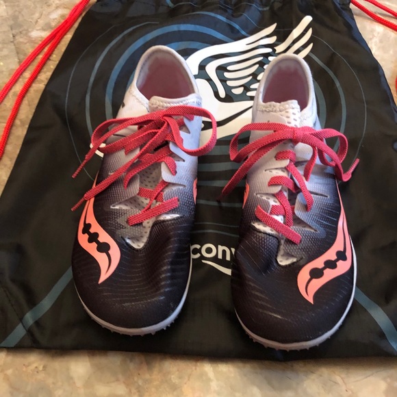 Saucony Women’s Track Flats - Picture 2 of 5